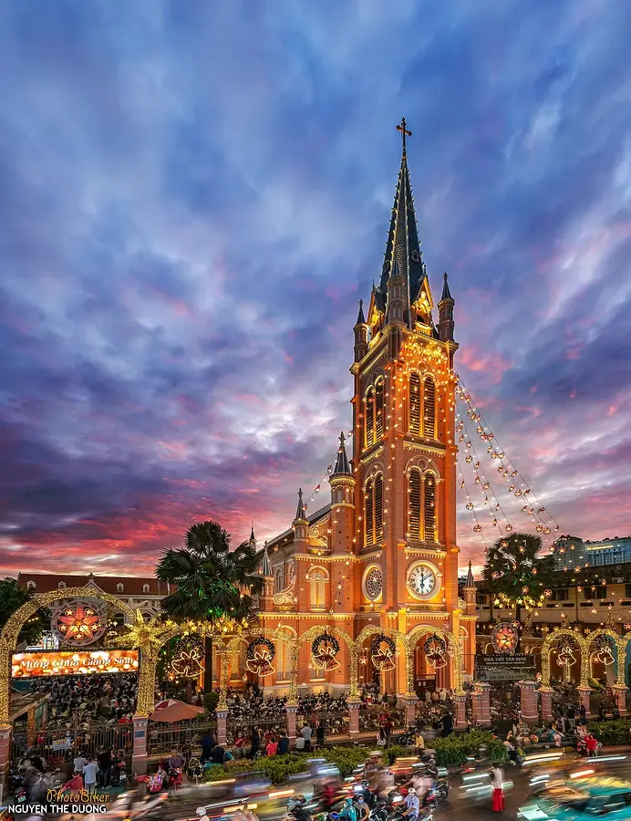 ホーチミンのクリスマス完全ガイド｜イルミネーション・教会・写真映えスポット・モデルコース