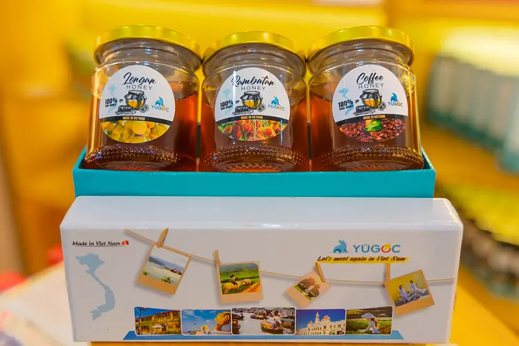 YUGOC レロイ通り本店