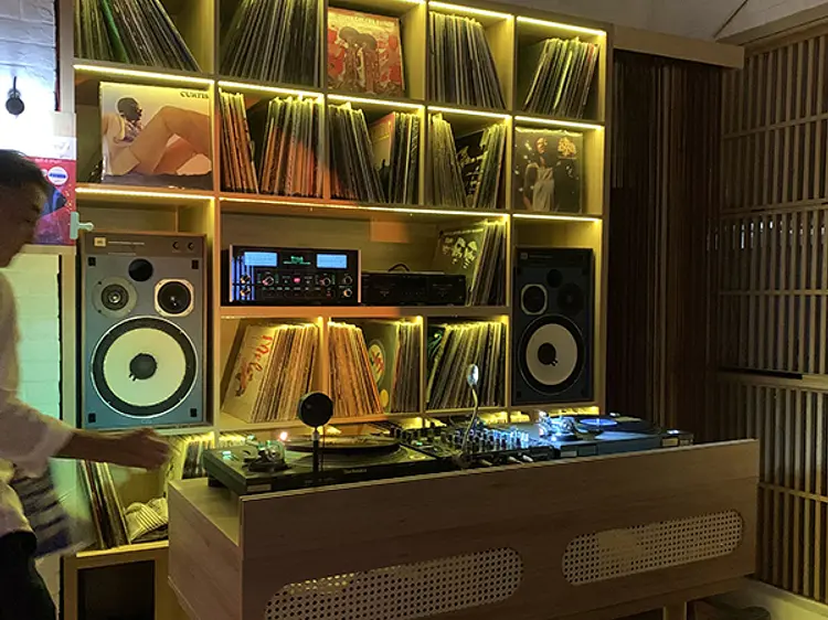 カンパイ・バー