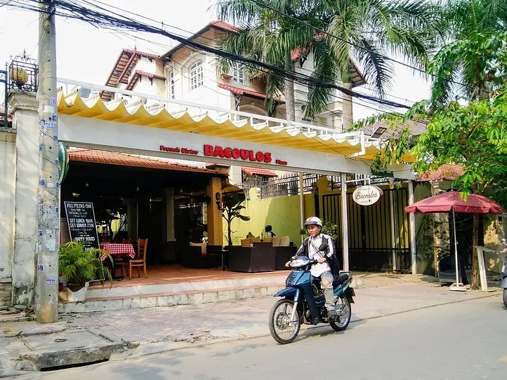 タオディエン、南国の風漂うカジュアルフレンチ～Le bacoulos(バコウロス)～