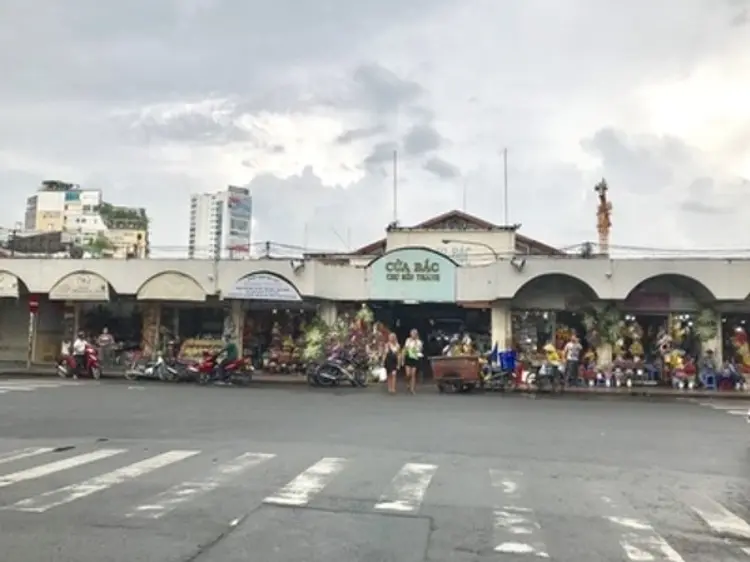 マンゴーカフェ・ソアイ・ソアイ