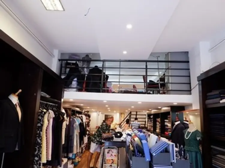 アオザイ・スーツなどのオーダーメイド専門店・うさぎ