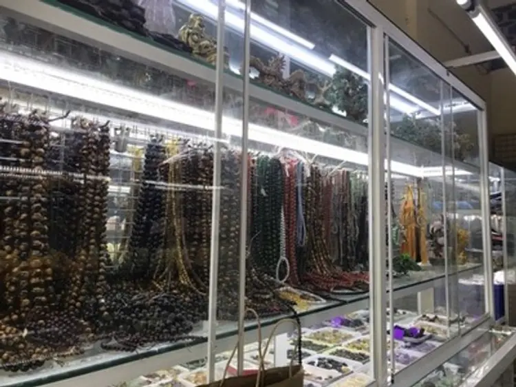 ニューガー・翡翠の専門店