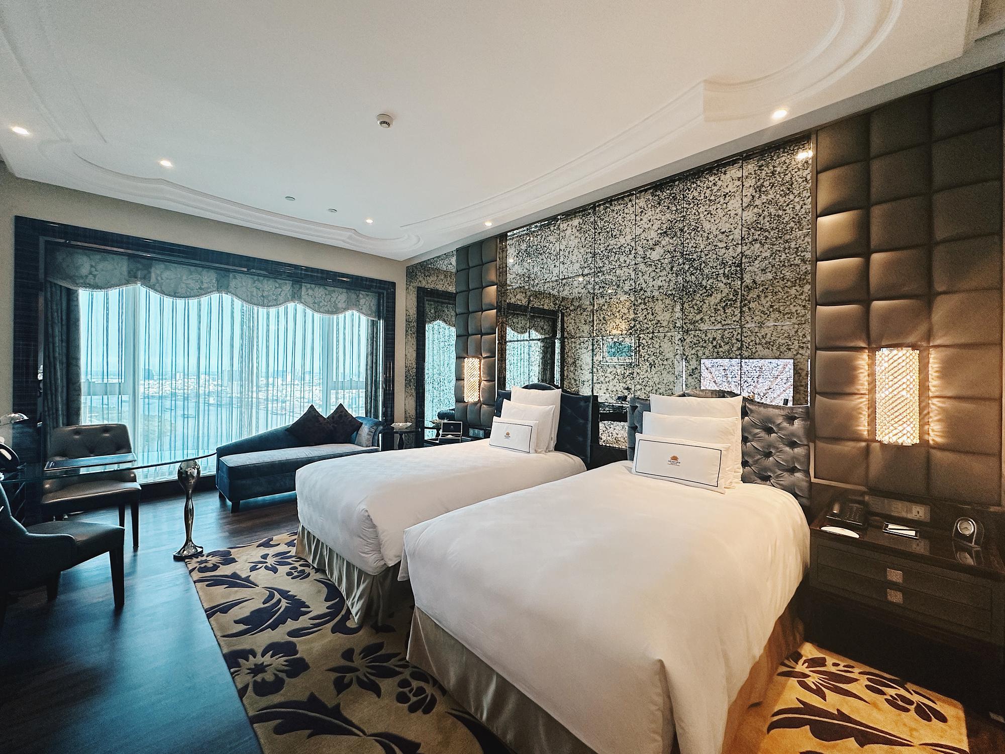 デラックスルーム