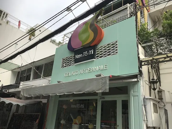 日本で人気の「火鍋」をベトナム価格でリーズナブルに体験〜Hutong Hot Pot Paradise