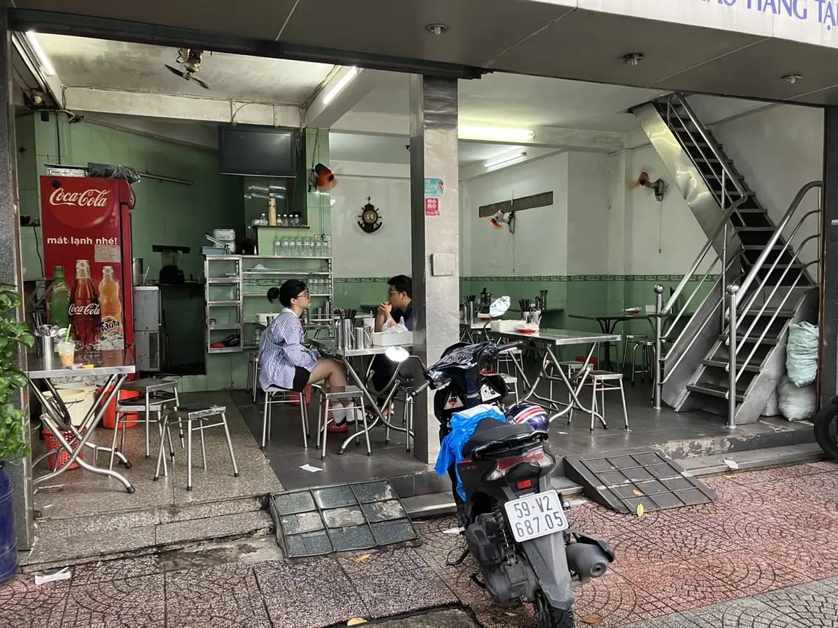 　普通の春巻きを食べ飽きた方へ！変わり種料理が食べられるおすすめのお店２つ