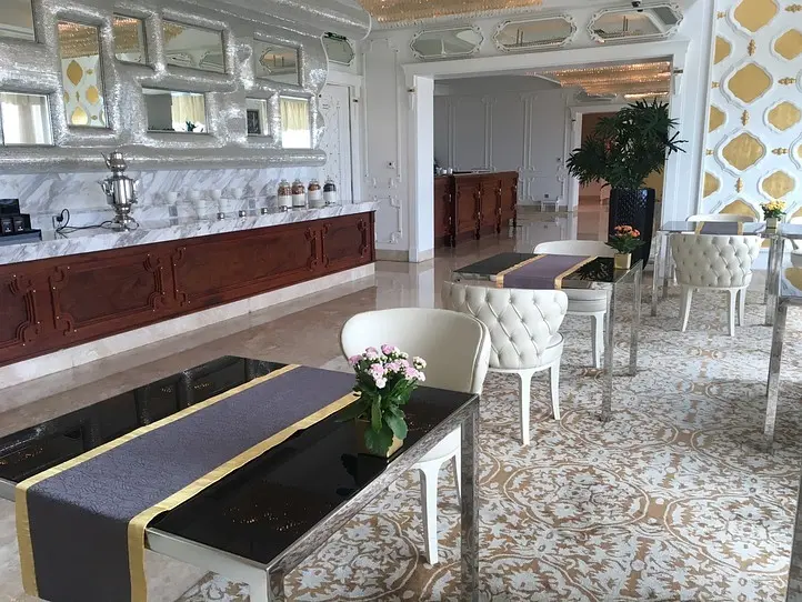 ホーチミンの一等地、ドンコイ通りに佇む超高級ホテル「ザ・レヴェリー・サイゴン」