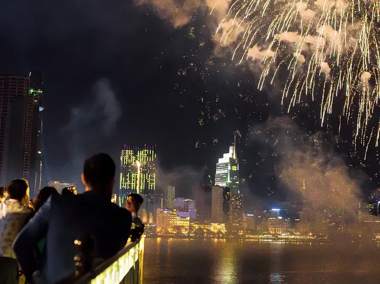 サイゴン ・プリンセス - ユニークで豪華なダイニング クルーズ