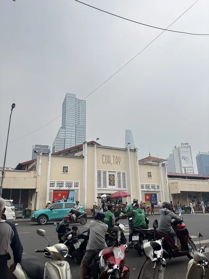 初めてのホーチミンを歩いてみて感じたこと