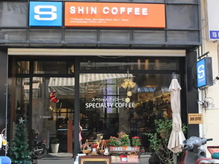 シンコーヒー（グエンティエップ通り店）