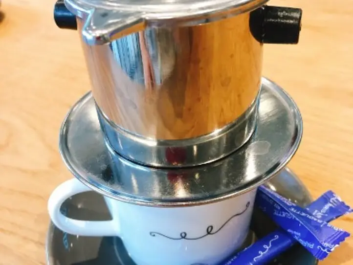 5区散策の休憩に！オシャレなPARIS BAGUETTE Cafe
