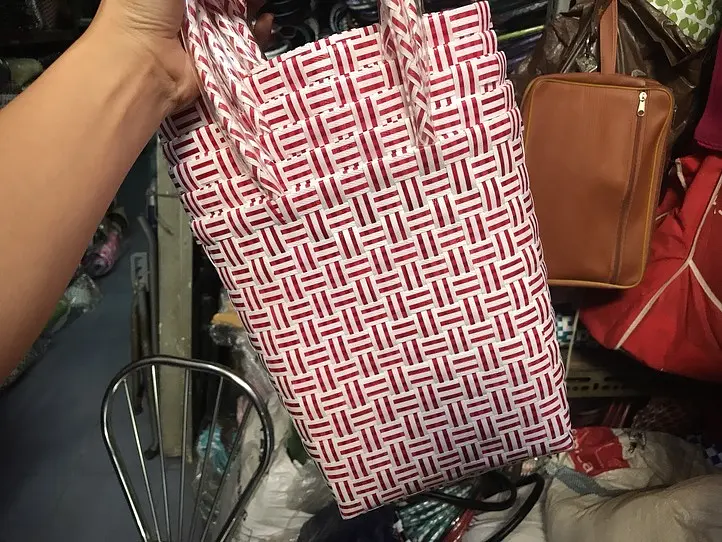 ホーチミンの中華街「チョロン」地区で掘り出し物のお土産探し！