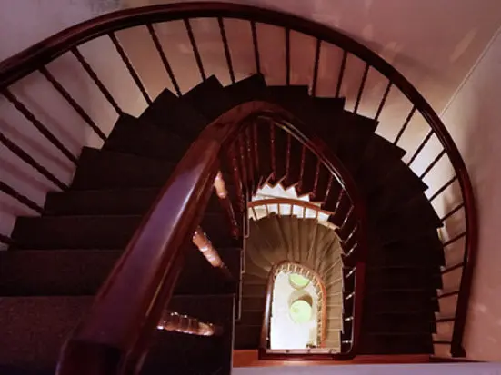 南国香る部屋で体験する一流マッサージ