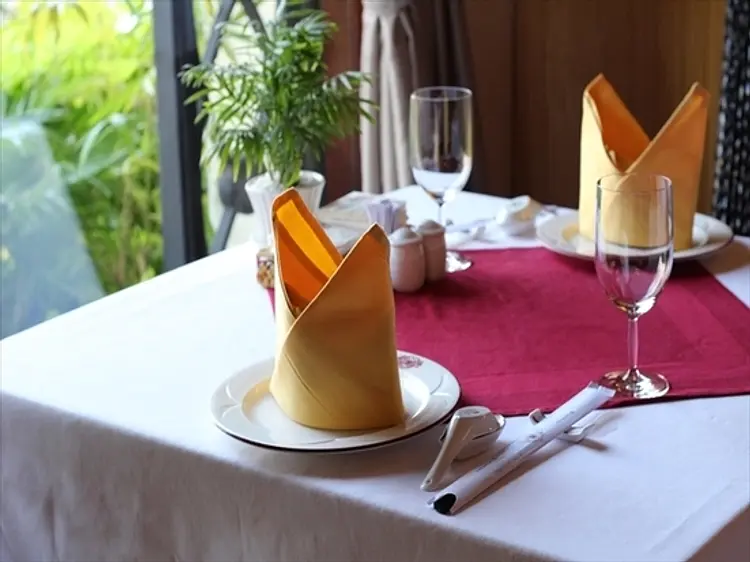 サイクロ・レストラン (ホテル マジェスティック サイゴン内)