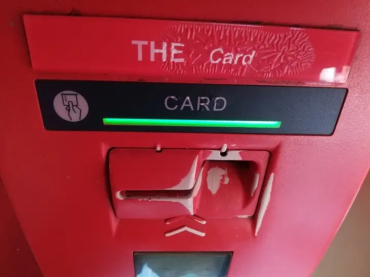 ベトナムのATMでのお金の引き出し方法（TECHCOM BANK）