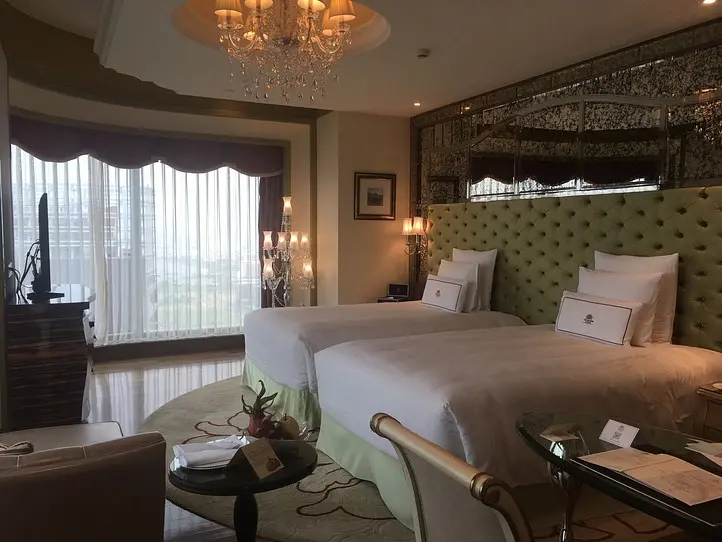 ホーチミンの一等地、ドンコイ通りに佇む超高級ホテル「ザ・レヴェリー・サイゴン」