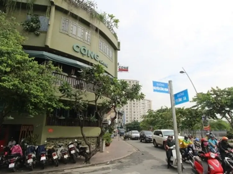 コンカフェ（マックチブオイ通り店）