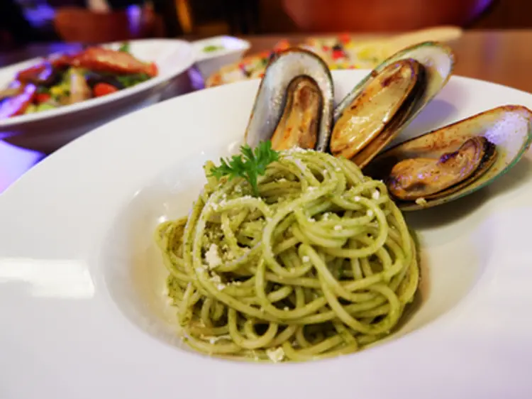 アールスクエア