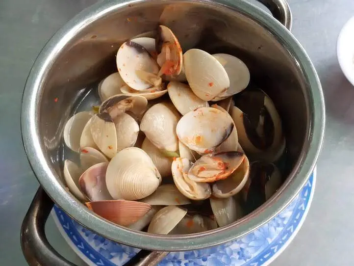 大賑わいの貝専門店～Oc Dao Nguyen Trai(オック ダオ グエンチャイ)～