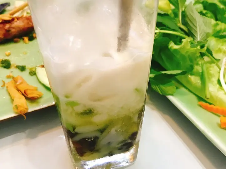 本格的なベトナム中部料理が味わえるモンフエ