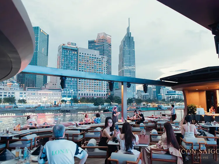 アイコン・サイゴン・クルーズ