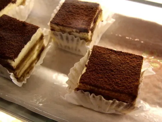 こだわりのシンカフェ・スペシャル・コーヒーを嗜む