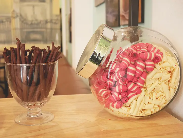 2区タオディエンにある、焼き立てワッフルが美味しいカフェ