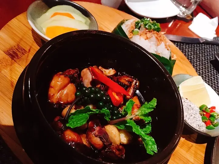 ホーチミン初心者におすすめ！ベトナム料理レストラン2店