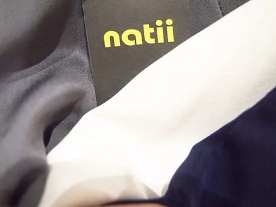 ドンコイ通り！拘りのディテールと上質な生地が外国人に人気