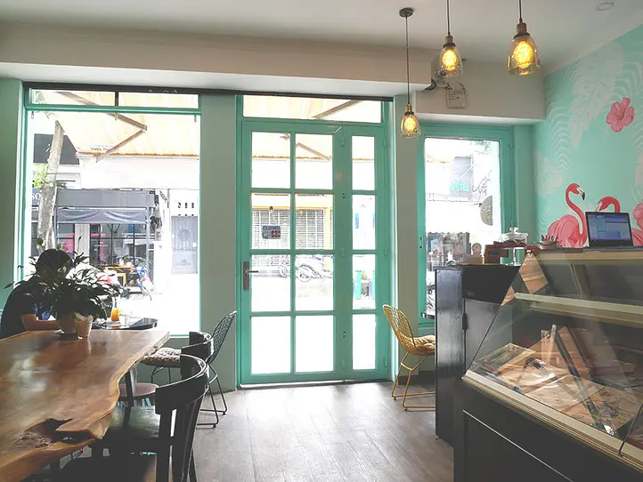 2区タオディエンにある、焼き立てワッフルが美味しいカフェ