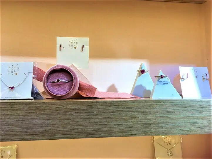 ホーチミンでおすすめのお手頃アクセサリーショップ2軒