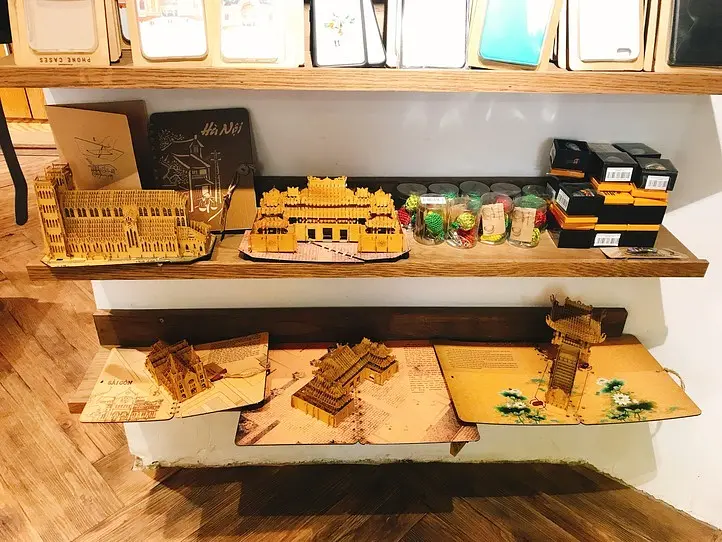 おしゃれなウッド調雑貨の宝庫！自分土産を買うならここ～The Craft House