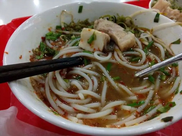 ホーチミン旅行で押さえておきたいブン料理 5選