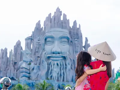  11月21日金曜限定！アオザイ撮影ツアー in スイティエン公園（メトロチケット・写真撮影・スイティエン入場料込み）でこの価格！