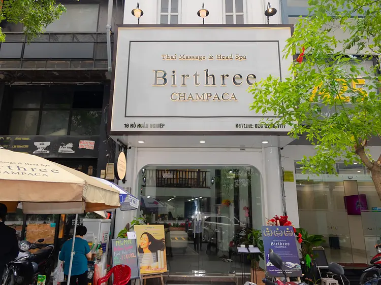 Birthree Champaca Massage & Head Spa（バースリー チャンパカ マッサージ ＆ ヘッドスパ）