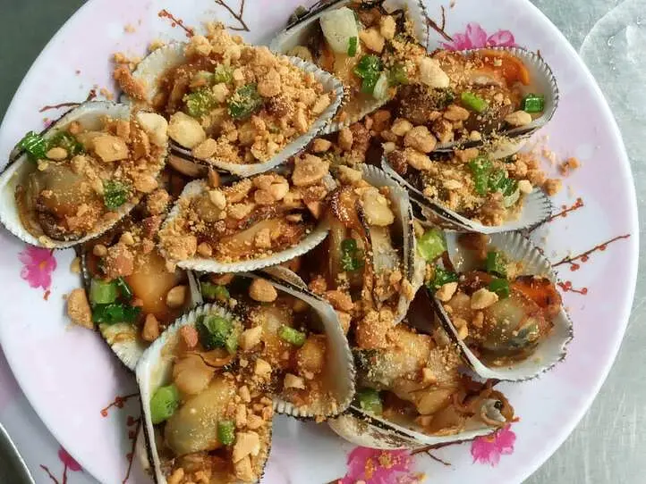 大賑わいの貝専門店～Oc Dao Nguyen Trai(オック ダオ グエンチャイ)～