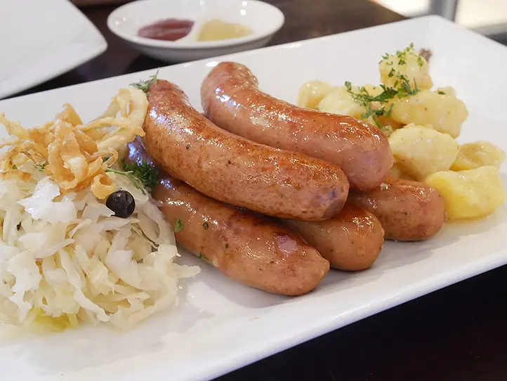 ホーチミンで、日本未上陸のドイツ料理店へ