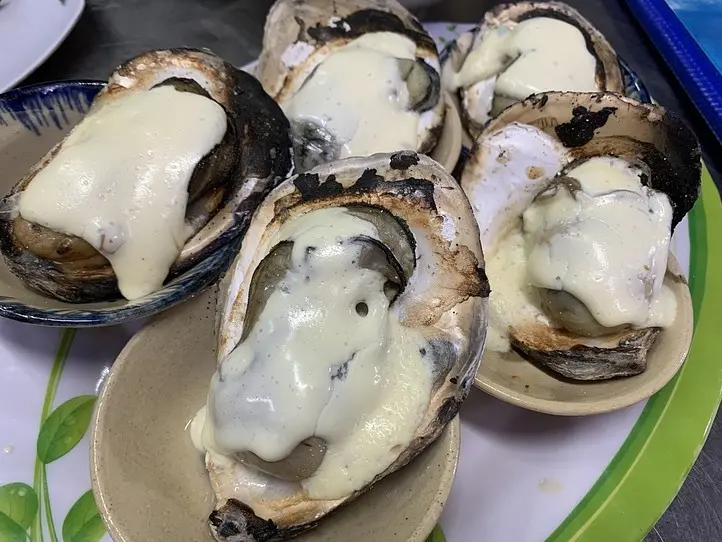 ホーチミンで海鮮を満喫しよう〜４区の貝ストリート〜