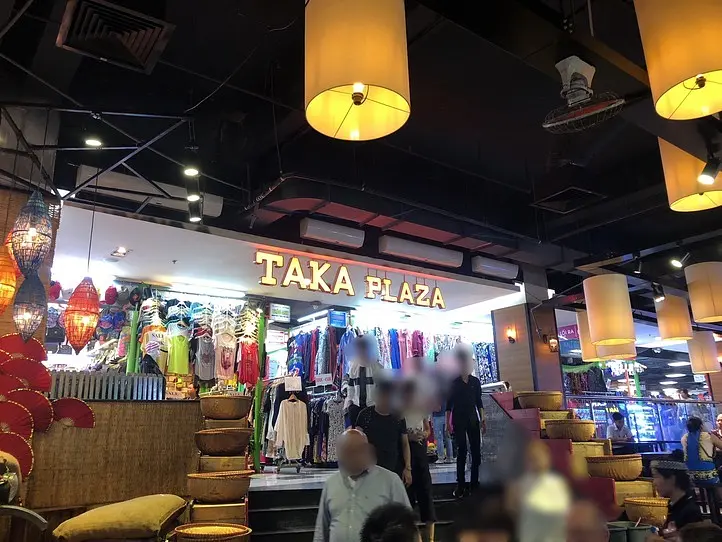 「食」と「お買い物」を涼しい屋内で一気に楽しめるセンスマーケット