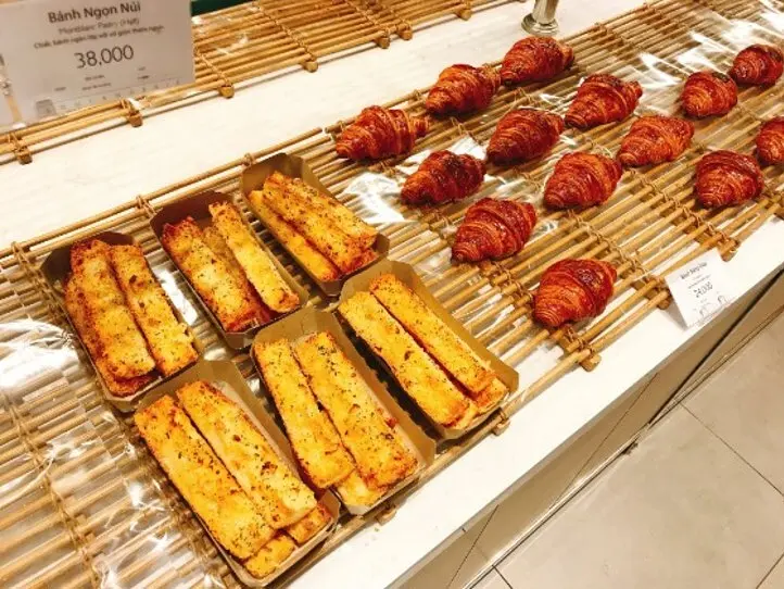 5区散策の休憩に！オシャレなPARIS BAGUETTE Cafe