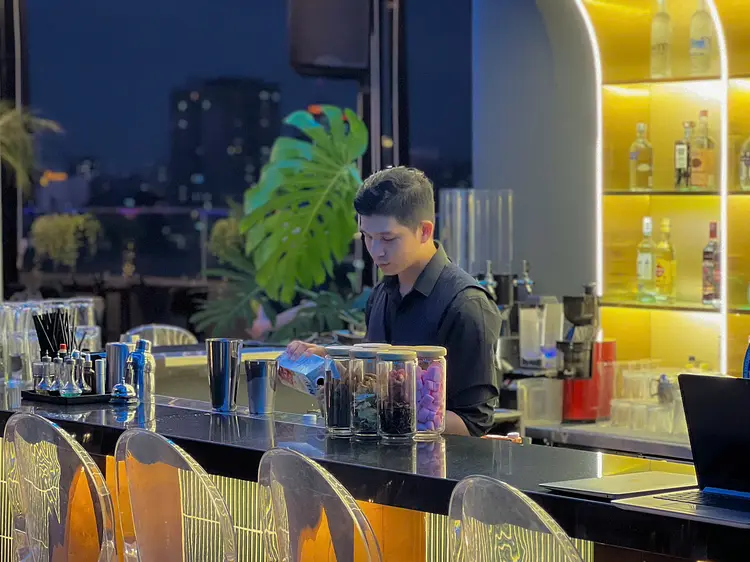 トアン・ルーフトップ