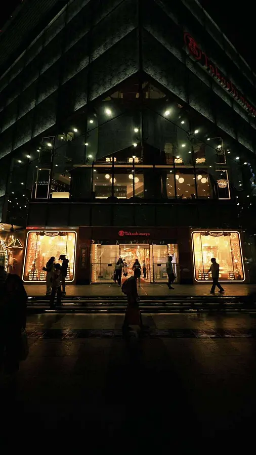 ホーチミンのクリスマス完全ガイド｜イルミネーション・教会・写真映えスポット・モデルコース