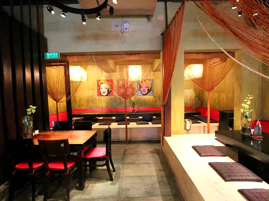 アブーラウンジ