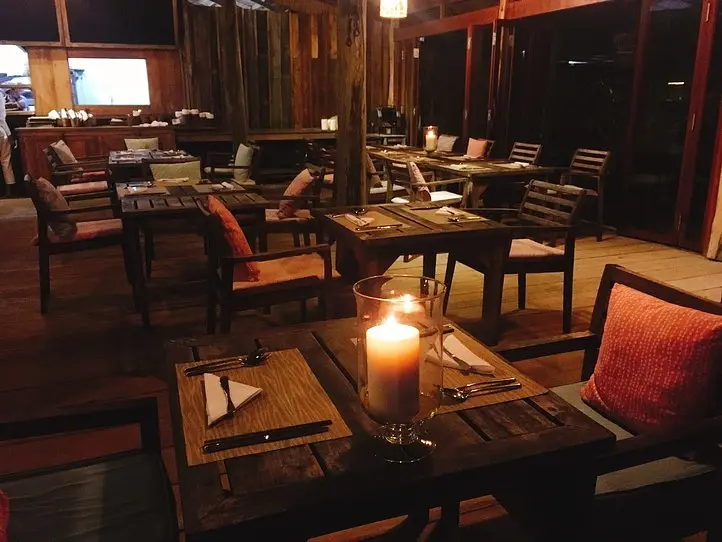 【フーコック】海と夕日が眺められる絶景レストラン「Mango Bay Restaurant」