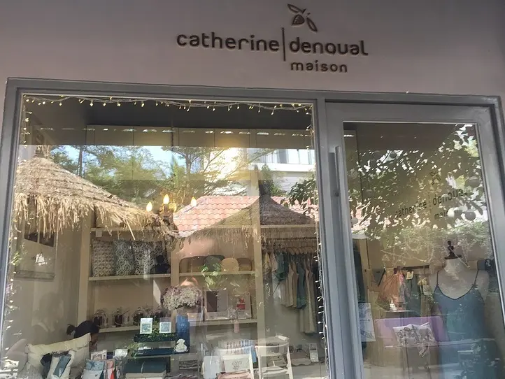 【2区】フランス人デザイナーが手がけるホームアクセサリー〜Catherine Denoual Maison Kiosque