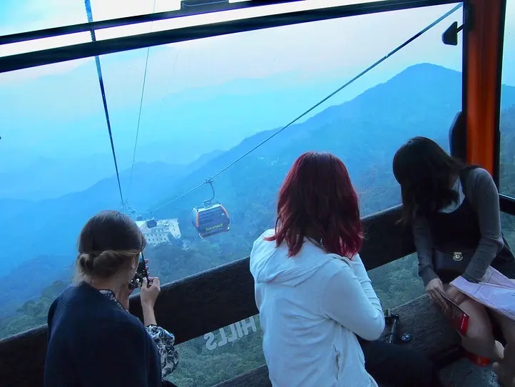 ホーチミンから1時間！ダナンの不思議なテーマパーク・バナヒルズを楽しもう