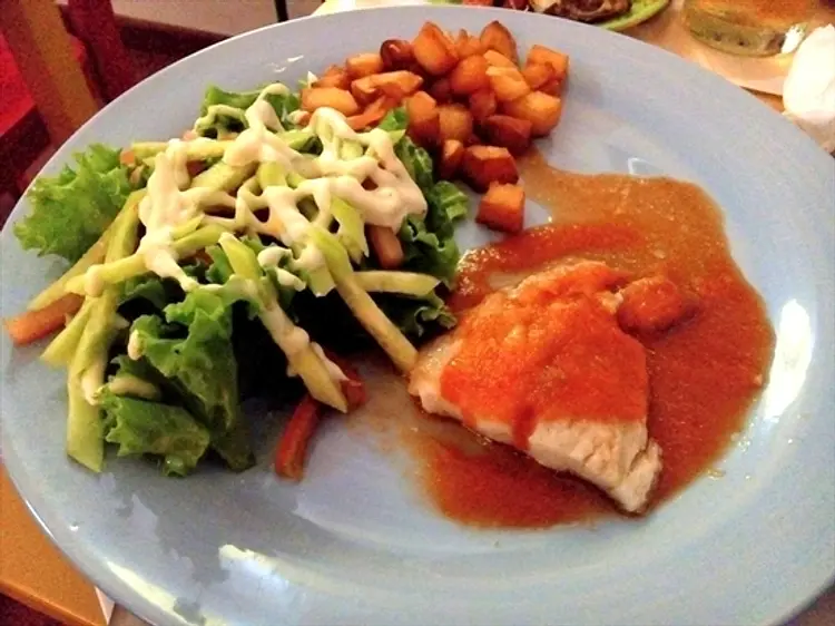 タパス サイゴン