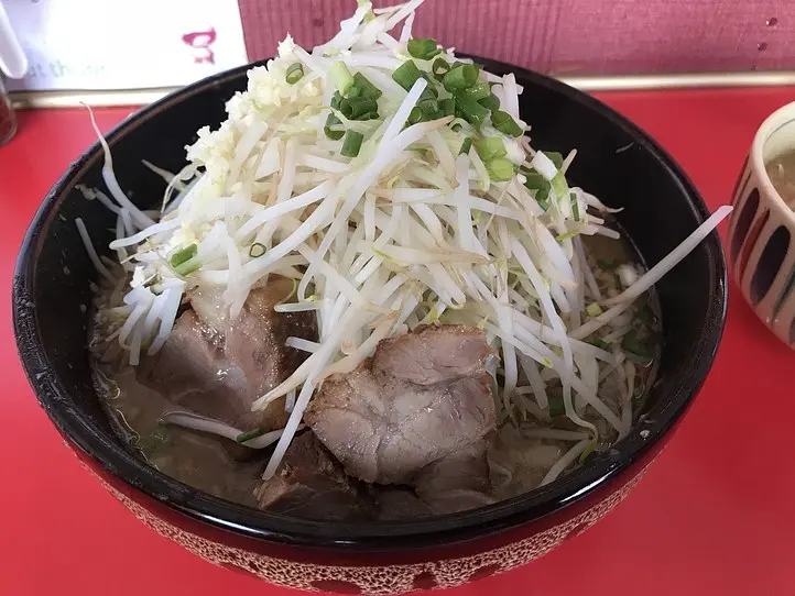 ホーチミンで二郎系ラーメンが食べれる！？〜RAMEN ENO