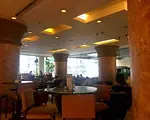 ラウンジ