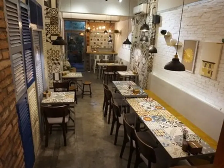 ボンレストラン